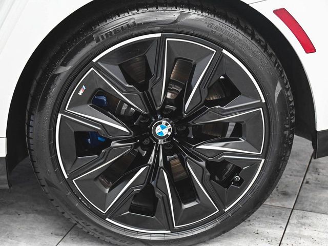 2023 BMW 7 Series 760i xDrive - 22975464 - 6