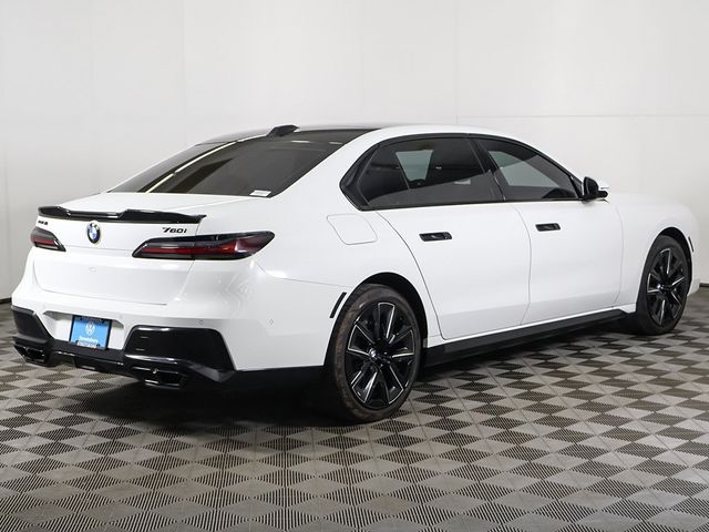 2023 BMW 7 Series 760i xDrive - 22969787 - 12