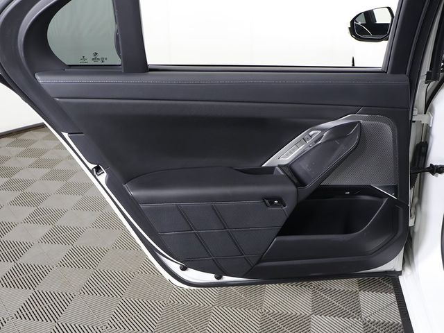 2023 BMW 7 Series 760i xDrive - 22969787 - 27