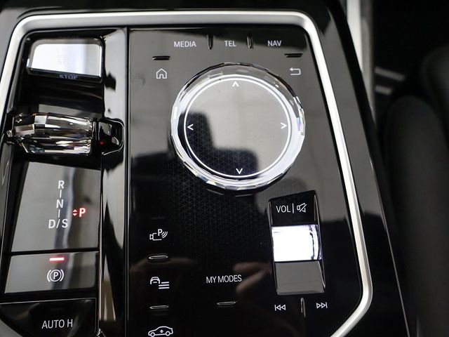 2023 BMW 7 Series 760i xDrive - 22969787 - 57