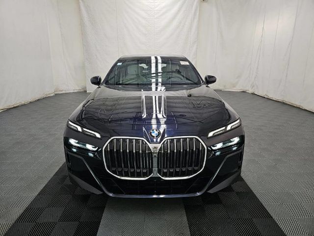 2023 BMW 7 Series 760i xDrive - 23096711 - 2