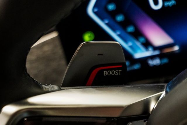 2023 BMW 7 Series 760i xDrive - 22935694 - 21