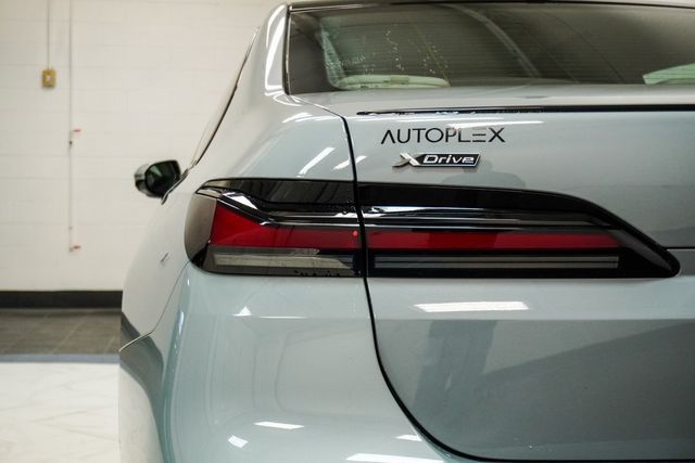 2023 BMW 7 Series 760i xDrive - 22935694 - 46