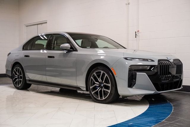 2023 BMW 7 Series 760i xDrive - 22935694 - 4