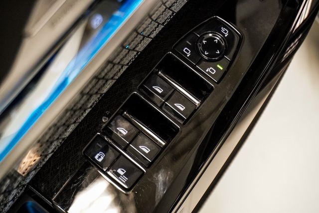 2023 BMW 7 Series 760i xDrive - 22936655 - 29