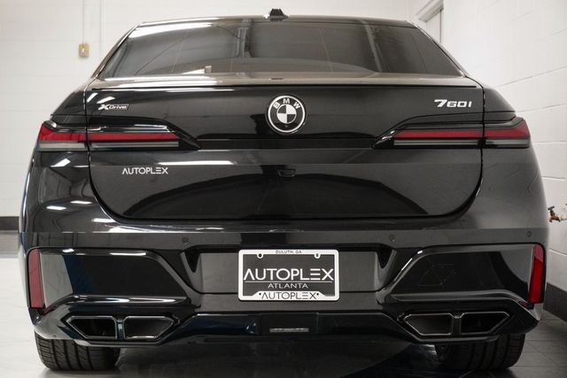 2023 BMW 7 Series 760i xDrive - 22936655 - 44