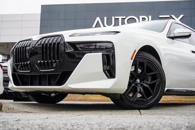 2023 BMW 7 Series 760i xDrive - 22959259 - 1