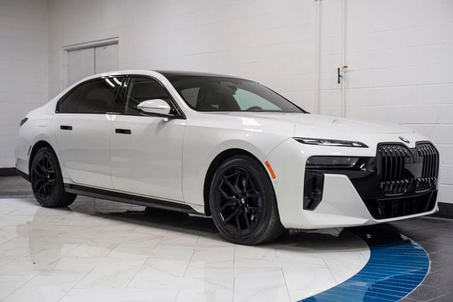 2023 BMW 7 Series 760i xDrive - 22959259 - 4