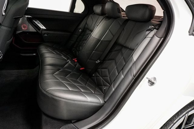 2023 BMW 7 Series 760i xDrive - 22959259 - 8