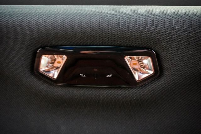 2023 BMW 7 Series 760i xDrive - 22961749 - 11