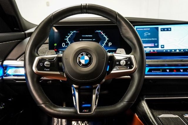 2023 BMW 7 Series 760i xDrive - 22961749 - 15