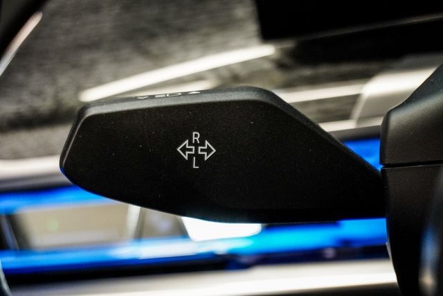 2023 BMW 7 Series 760i xDrive - 22961749 - 21