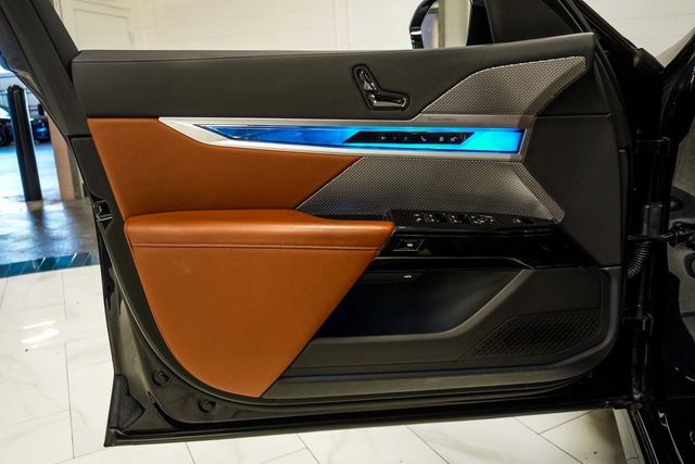 2023 BMW 7 Series 760i xDrive - 22961749 - 22