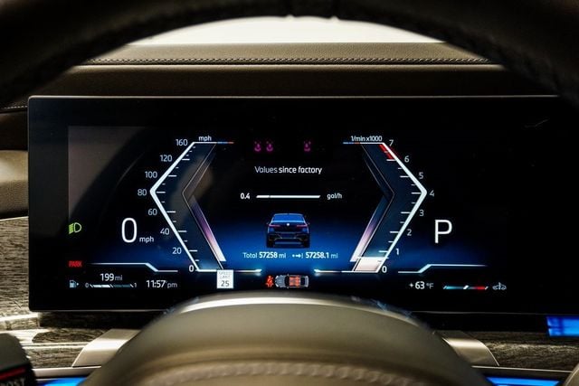 2023 BMW 7 Series 760i xDrive - 22961749 - 32