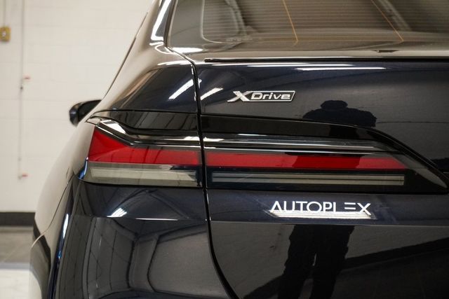 2023 BMW 7 Series 760i xDrive - 22961749 - 42