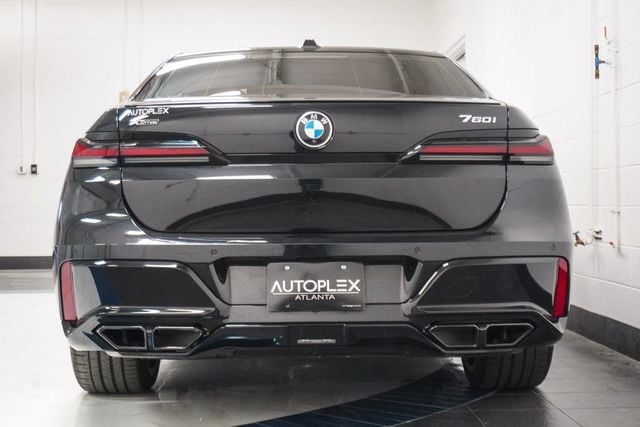 2023 BMW 7 Series 760i xDrive - 23081037 - 38