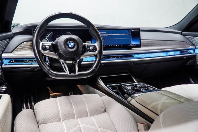 2023 BMW 7 Series 760i xDrive - 23066674 - 18