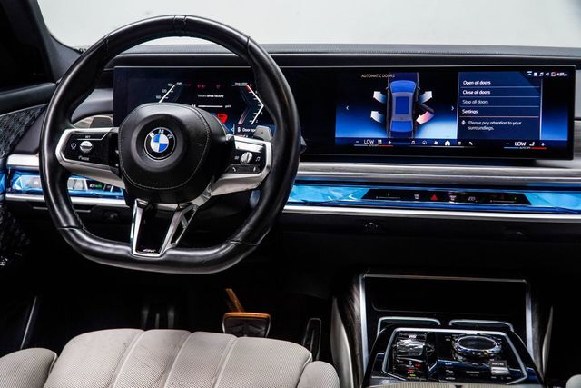 2023 BMW 7 Series 760i xDrive - 23066674 - 19
