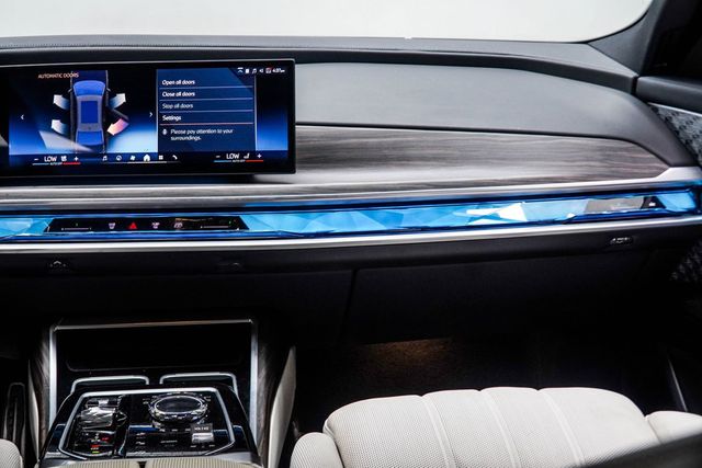 2023 BMW 7 Series 760i xDrive - 23066674 - 20