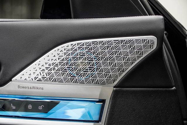2023 BMW 7 Series 760i xDrive - 23066674 - 38