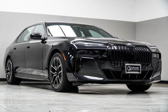 2023 BMW 7 Series 760i xDrive - 23066674 - 3