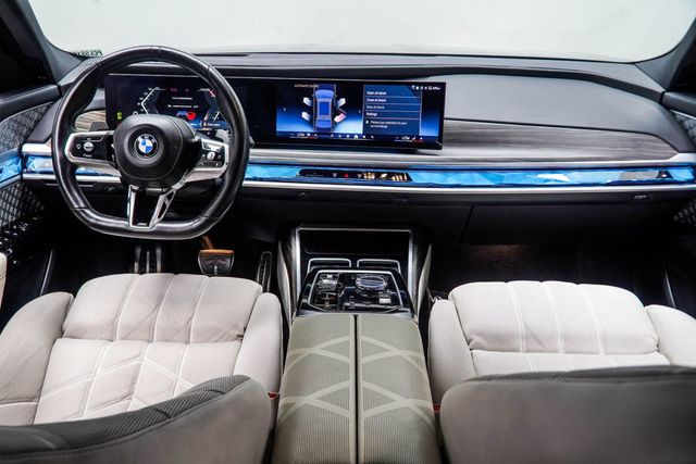 2023 BMW 7 Series 760i xDrive - 23066674 - 4