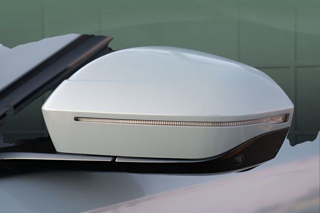 2023 BMW 7 Series 760i xDrive - 22992396 - 31