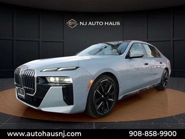 2023 BMW 7 Series 760i xDrive - 22992396 - 3