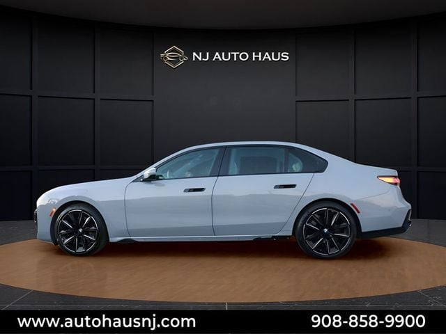 2023 BMW 7 Series 760i xDrive - 22992396 - 4