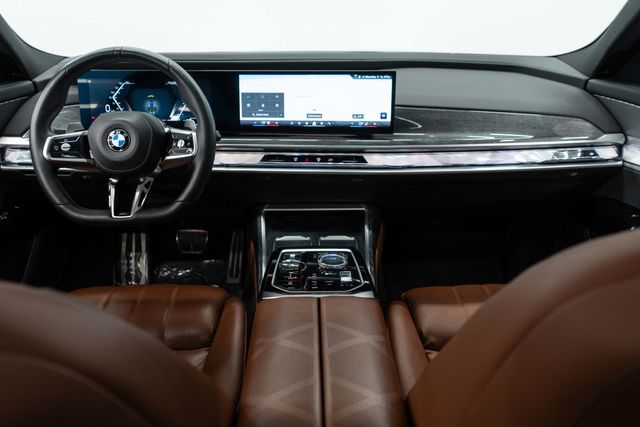 2023 BMW 7 Series 760i xDrive - 23027851 - 9