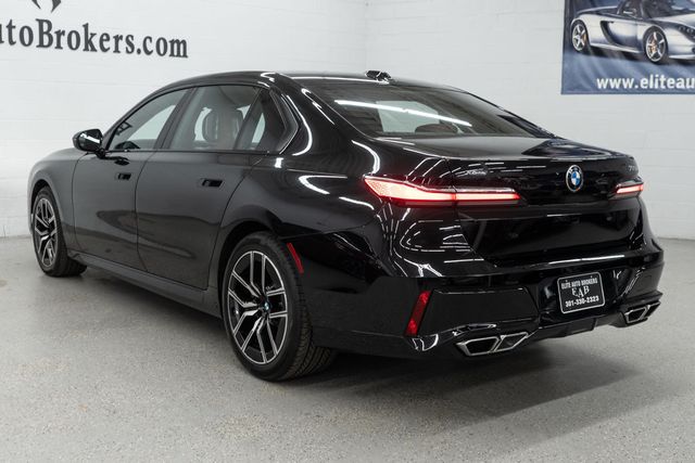 2023 BMW 7 Series 760i xDrive - 23027851 - 45
