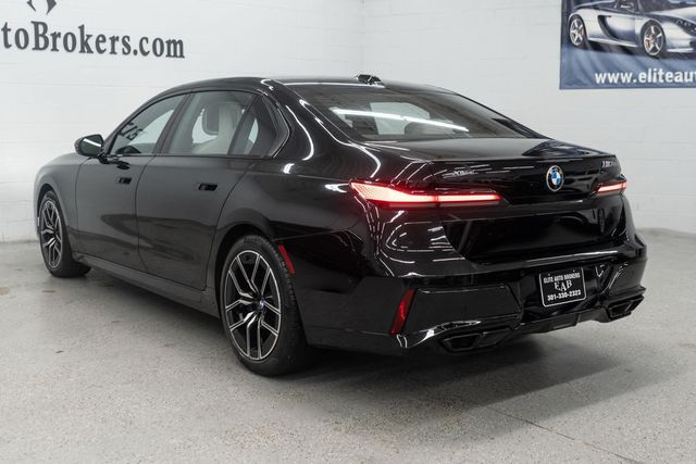 2023 BMW 7 Series 760i xDrive - 23078583 - 48