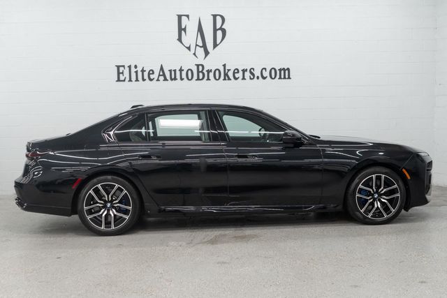 2023 BMW 7 Series 760i xDrive - 23078583 - 4