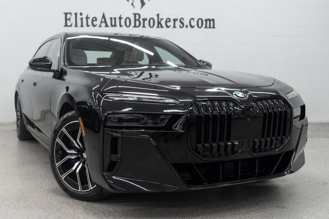 2023 BMW 7 Series 760i xDrive - 23078583 - 5