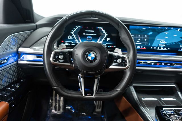 2023 BMW 7 Series 760i xDrive - 23080315 - 19
