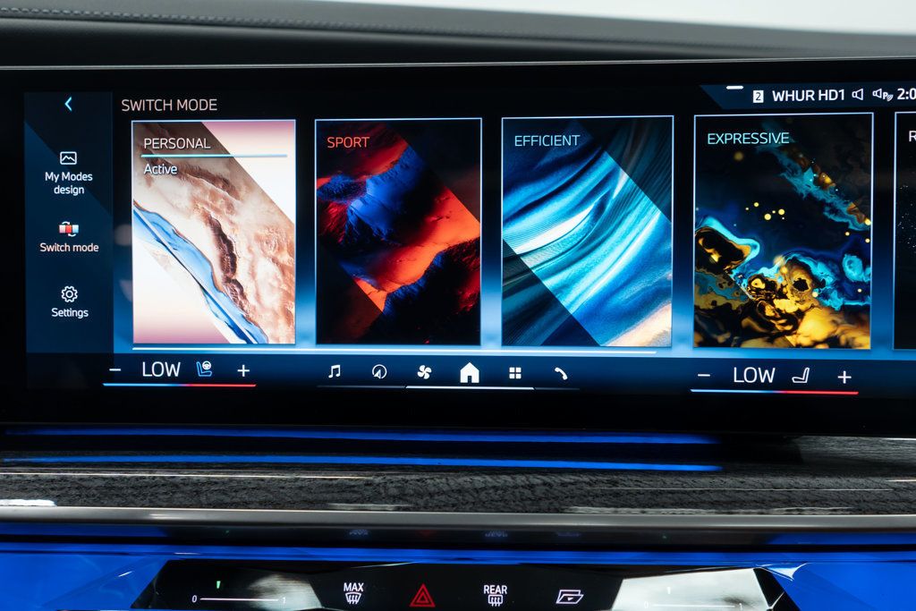BMW 7 Series photo 28