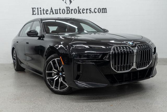 2023 BMW 7 Series 760i xDrive - 23080315 - 6