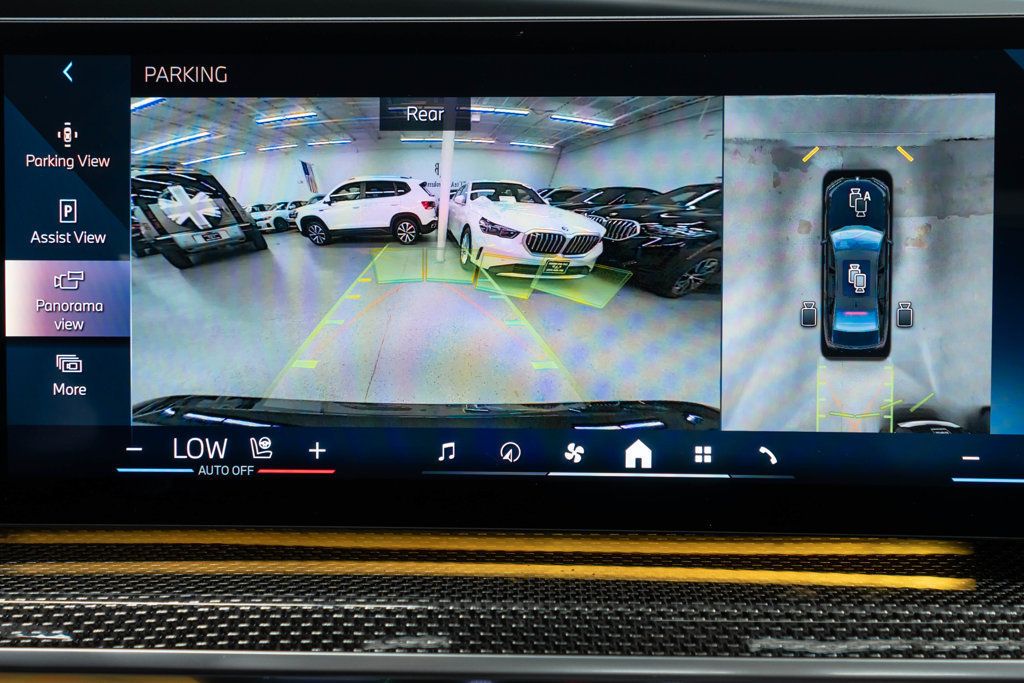 BMW 7 Series photo 25