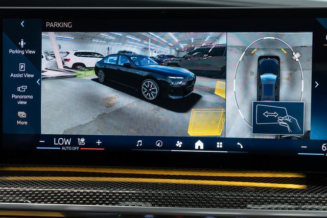 2023 BMW 7 Series 760i xDrive - 23093126 - 26