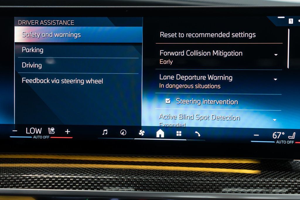 BMW 7 Series photo 31