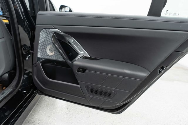 2023 BMW 7 Series 760i xDrive - 23093126 - 35