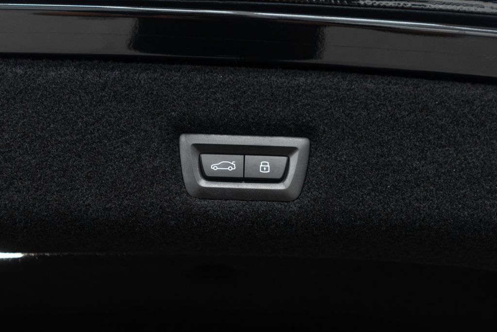 BMW 7 Series photo 42
