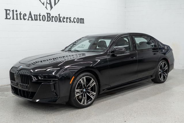 2023 BMW 7 Series 760i xDrive - 23093126 - 48