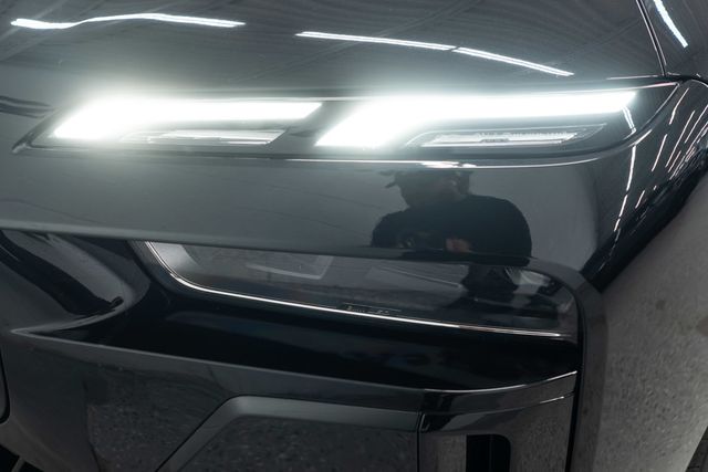 2023 BMW 7 Series 760i xDrive - 23093126 - 51