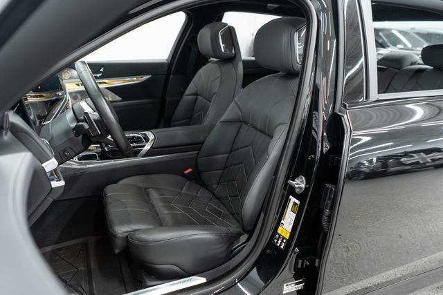 2023 BMW 7 Series 760i xDrive - 23093126 - 7