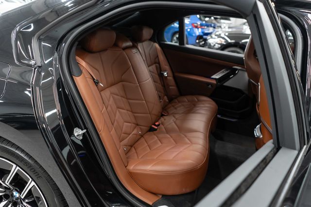 2023 BMW 7 Series 760i xDrive - 23095302 - 13