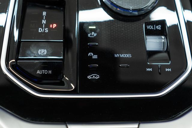 2023 BMW 7 Series 760i xDrive - 23095302 - 29