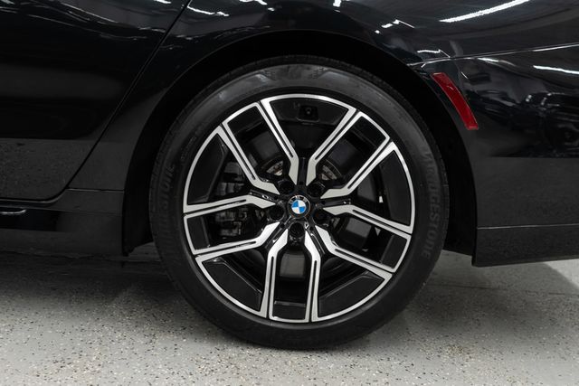 2023 BMW 7 Series 760i xDrive - 23095302 - 42