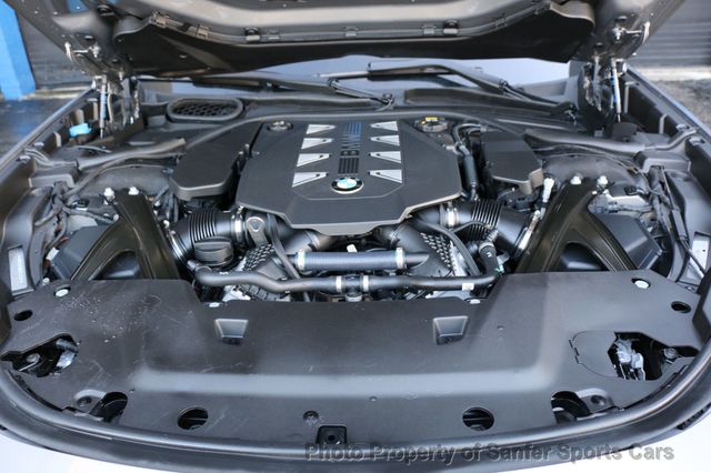 2023 BMW 7 Series 760i xDrive - 23096198 - 10