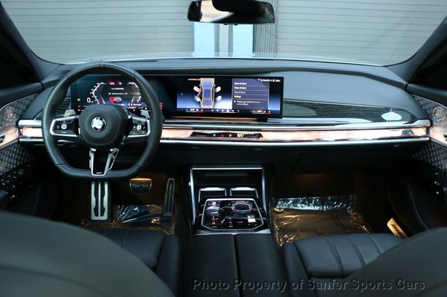 2023 BMW 7 Series 760i xDrive - 23096198 - 21